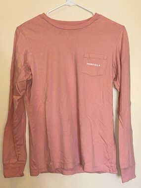 Ivory Ella Women’s XS Pink Elephant Graphic Tee | Winter Outfit Back Print Shirt